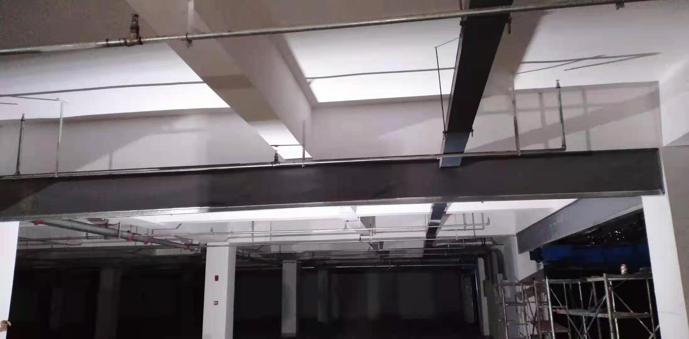 如何安装挡烟垂壁