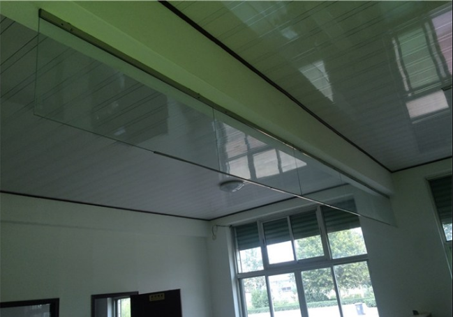 防火玻璃和防火布挡烟垂壁的不同